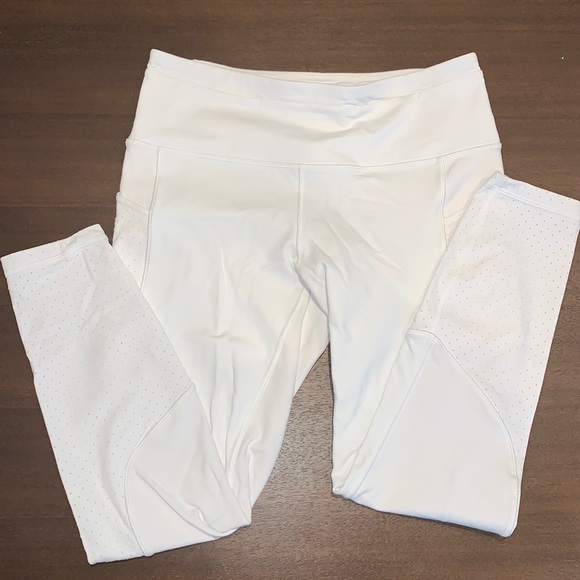 Lululemon leggings - detailing down the sides! - Picture 1 of 2